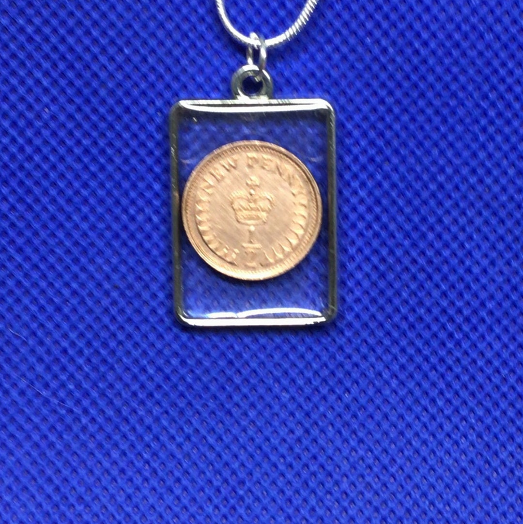 UK Half Penny COIN Necklace England Scotland Wales N Ireland Queen uk-half-penny-coin-necklace-england-scotland-wales-n-ireland-queen