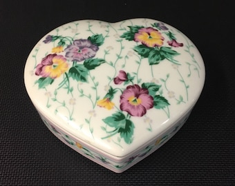 Vintage Otagiri Pansy Floral Trinket Heart Box