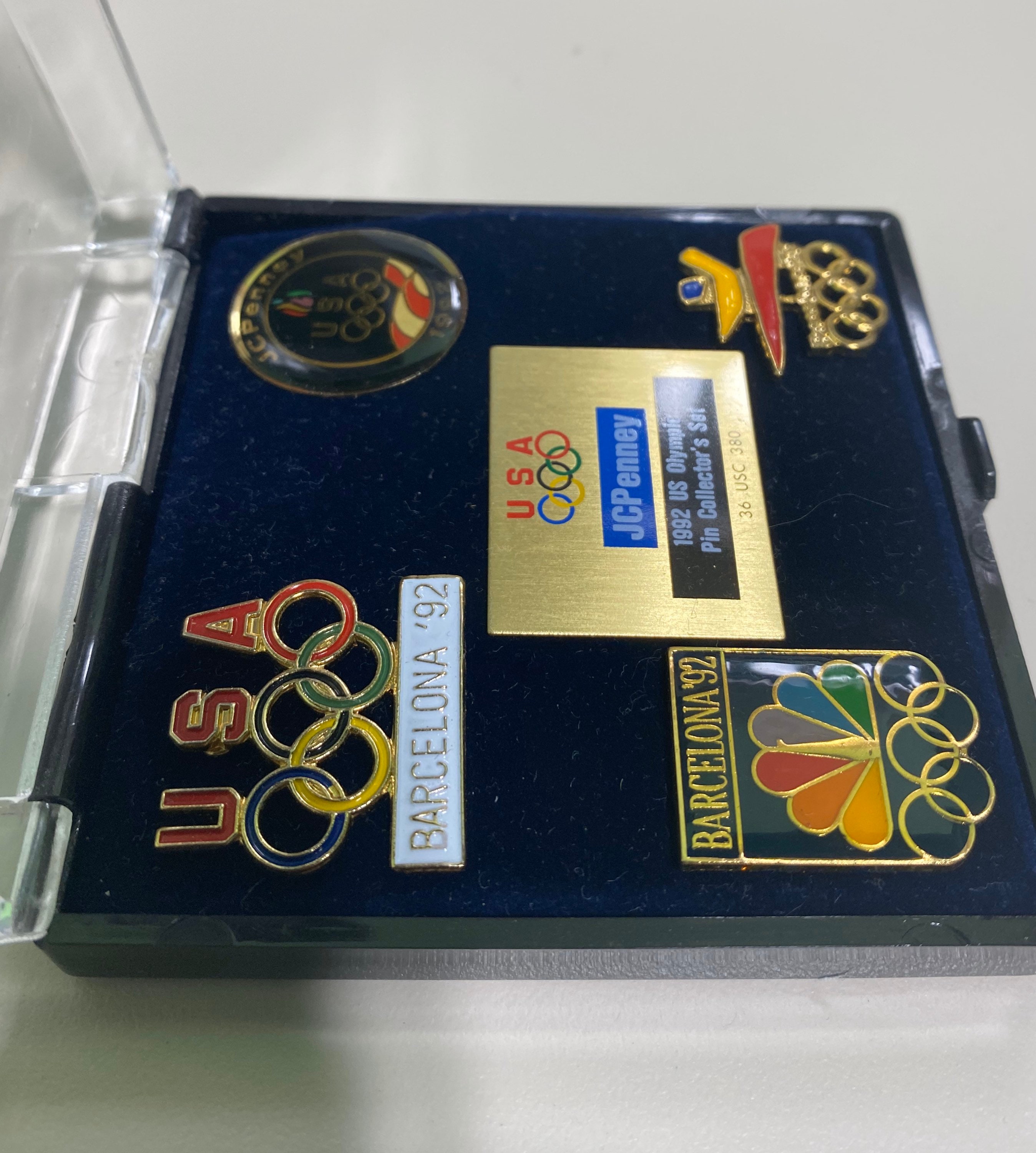 1992 オリンピック ピンセット、ヴィンテージ オリンピック ブローチ