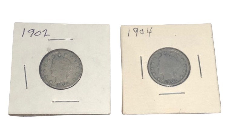 1902 & 1904 Liberty Head V Nickel; 1900er V Nickel; Antike amerikanische Währung - 2er-Set