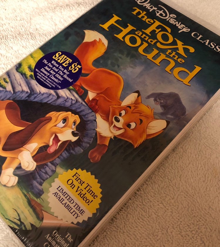 Walt Disney Classic the Fox and the Hound VHS #2041; the Fox and