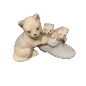 Vintage Cat with Kittens in a Shoe Figurine