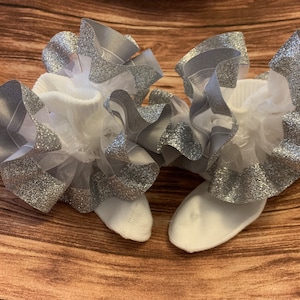 Big Ruffled Ribbon Glittered Trim Socks