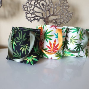 Leaf fabric gift bags - size 1
