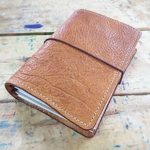 Apple Pig Leather"Naughty Fox" Traveler's Notebook