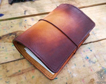 Apple Pig Leather"Cave Art" Traveler's Notebook