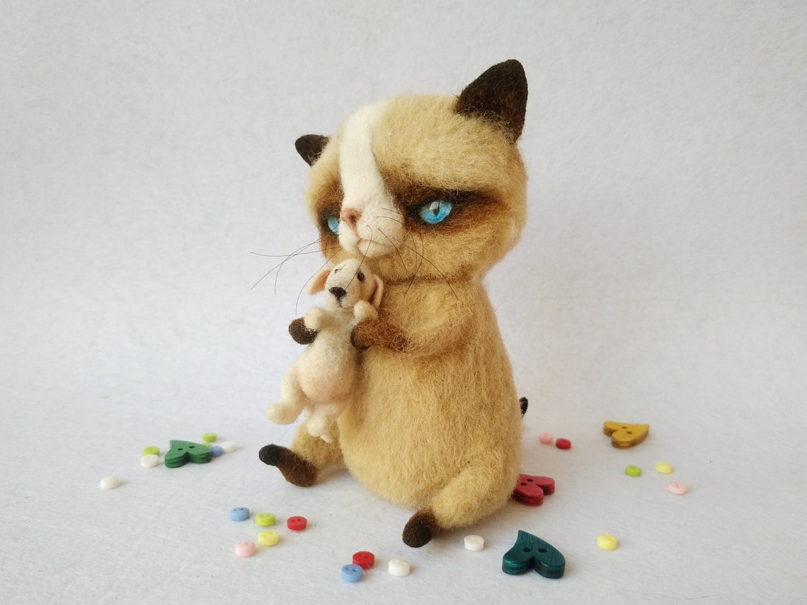 Grumpy Cat toy with puppy/ Needle felted cat/ Tiny dog/ Toy | Etsy