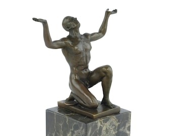 Bronze agenouillé Adonis Sculpture mâle Figurine Art Statue Bronze mâle nu Sculpture Cesaro accroupi mâle Sculpture Bronze Adonis Figurine