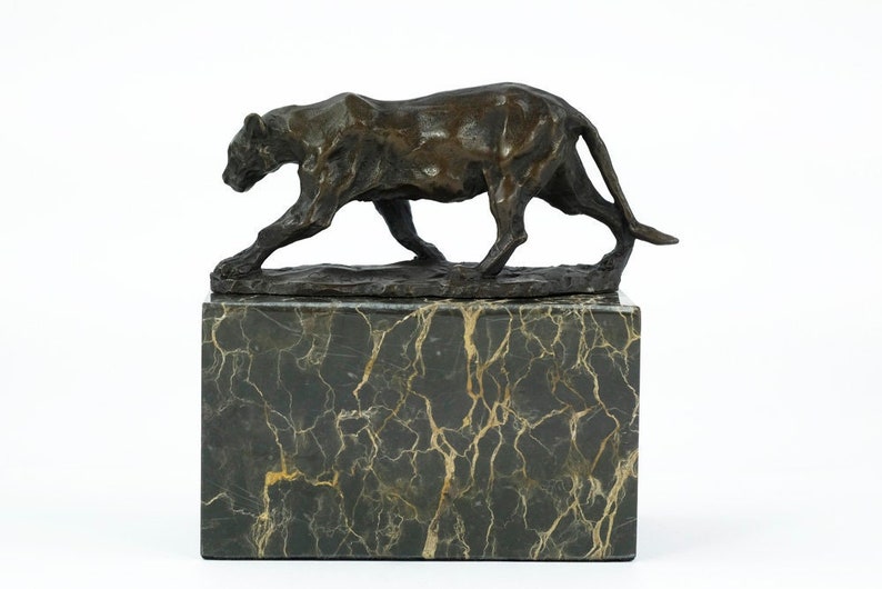 Statue de panthère en bronze Figurine d'art animalier Sculpture de panthère en bronze Statue de panthère de chasse Sculpture d'art animalier en bronze Sculpture animalière image 1