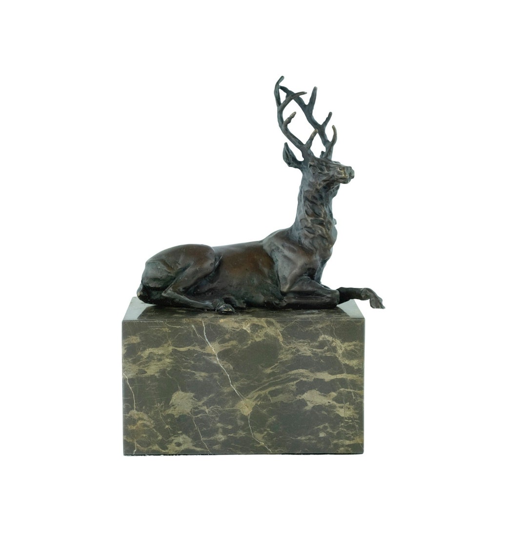 Bronze Lying Deer Sculpture Hunting Statue Bronze Red Deer Sculpture