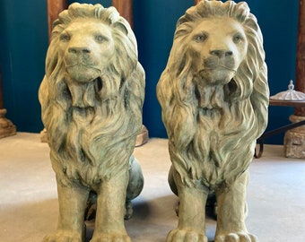 Large Bronze Sitting Lion Statues Wildlife Art Sculptures Bronze Lion Pair for Entrance Royal Lion Pair Outdoor Bronze Lion Statues Yard Art