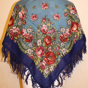 NEW WITH TAGS! Sale Authentic Original Pavlovo Posad Shawl 100% Wool Scarf 89x89 cm 35x35 russian scarf Wrap Woolen Fringe Gift 1387-13