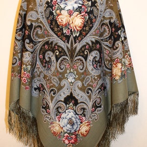 NEW WITH TAGS! Luxury! Authentic Original Pavlovo Posad Shawl 100% Wool Scarf 125x125 cm 49x49 inches Russian scarf Wrap Silk Fringe 1665-2