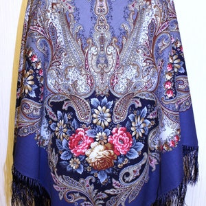 NEW WITH TAGS! Luxury! Authentic Original Pavlovo Posad Shawl 100% Wool Scarf 125x125 cm 49x49 inches Russian scarf Wrap Silk Fringe 1463-12