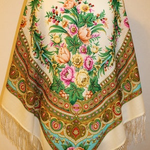 NEW WITH TAGS Women's Authentic Original Pavlovo Posad Shawl 146x146 cm 57x57" Floral Warm Soft 100% Wool russian scarf Wrap Gift 1688-2