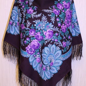 NEW WITH TAGS! Luxury! Authentic Original Pavlovo Posad Shawl 100% Wool Scarf 110x110 cm 44x44 inches russian scarf Wrap Silk Fringe 1699-15