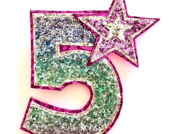- BIG PERSONALISED BADGE ANY AGE IT/'S MY 18TH BIRTHDAY BADGE PHOTO MALE