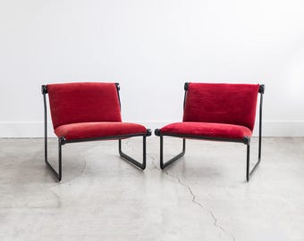 Knoll Aluminum Sling Lounge Chairs by Bruce Hannah and Andrew Morrison in Crushed Red Velvet | Pair of 2 | 1960