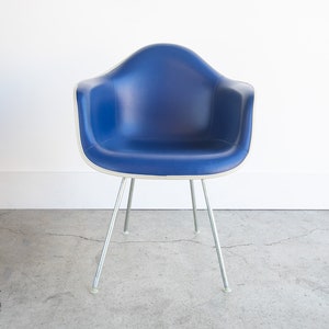 SOLD 70s Vintage Eames for Herman Miller Fiberglass Naugahyde Shell Arm Chair Padded H-base DAH chair Dark Blue image 2