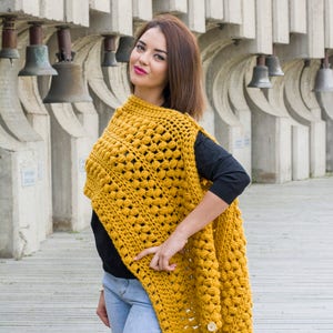 The Zizia Scarf Pattern PDF Chunky Winter Crochet Wrap Hooded Infinity Cowl Design DIY image 4