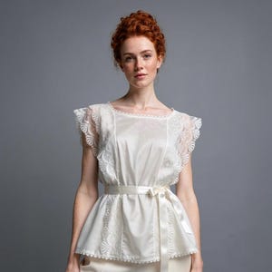 L U C I E, Top, Bluse, Seide, Bluse aus Spitze, ivory, Brauttop, Shirt ivory, Seidentop, Bluse mit Spitze, Top aus Spitze, Baumwolle