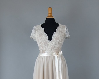 M E R L E Wedding dress, velvet dress, lace, knee-length bridal gown, beige, ivory, white, v-neck, vintage dress, wedding dress, bridal