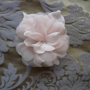 Blossom, bridal bouquets, flower, brooch, bridal jewelry, bridal flower, pin, brooch, flower brooch, flower jewelry SINA rosé