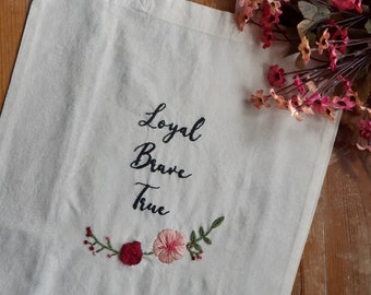 Personalised Hand Embroidered Organic Cotton Tote Bag with Flowers and Name / Quote/ Lyric / Gift / Custom Tote / Handmade / Floral