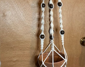 Macrame plant hanger / cream rope beads boho plant hanger / plant holder / Macrame beaded plant holder