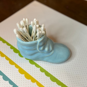 Vintage baby blue boot planter/ Small baby planter / succulent planter / Vintage planter / cotton swab holder