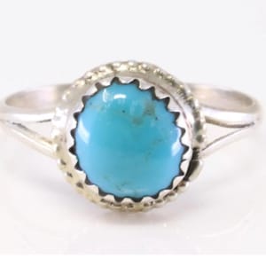 Native America Navajo Handmade Sterling Silver Turquoise Ring