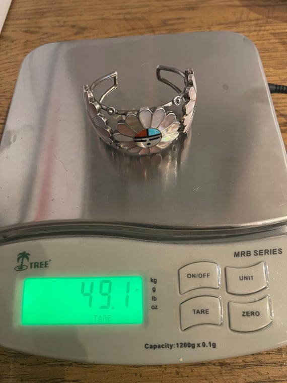 Beautiful Zuni Mother of Pearl inlaid Sunface Cuf… - image 2