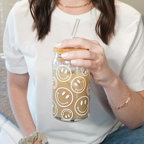 Smiley Face Tumbler, It’s a Good Day, Iced Coffee Glass, Teacher Presents, Coffee Tumbler, Work From Home, Beer Can Glass, Coffee Cup