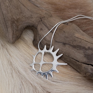 MIDNIGHT SUN // Sterling Silver Handcrafted / Sámi Sun Pendant / Shaman Drum Symbol / Sámi Craft / Sápmi / Land of the Midnight Sun