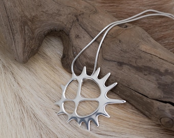 MIDNIGHT SUN // Sterling Silver Handcrafted / Sámi Sun Pendant / Shaman Drum Symbol / Sámi Craft / Sápmi / Land of the Midnight Sun