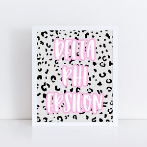 Delta Phi Epsilon Sorority Printable Leopard Art Print, DPhiE Sorority Wall Decor, Big Little Reveal Gift, DIGITAL DOWNLOAD