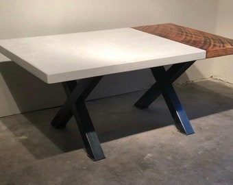 Mesa de centro con base en X de madera de granero, hormigón y acero recuperados