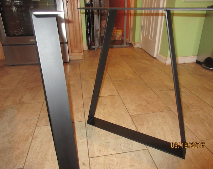 Metal Trapezoid Table Legs