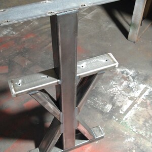 metal table legs