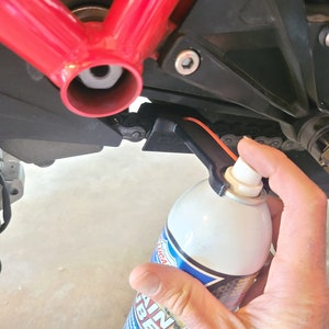 Oliatore per catena - anello da 55 mm / 2,165 pollici - Motul ecc. - moto immagine 5