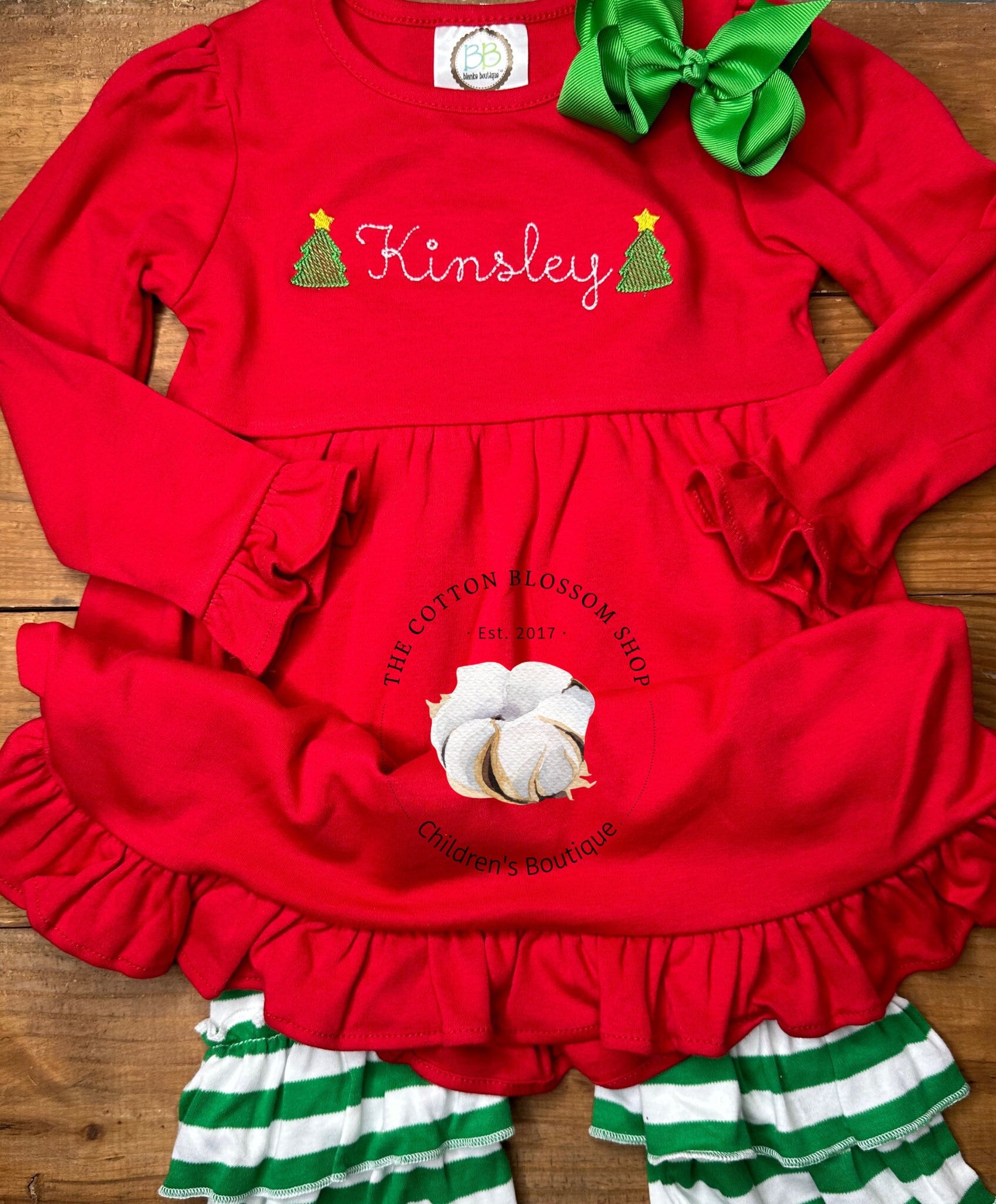 2017 christmas dress Girls Monogrammed Christmas Dress: Embroidered Christmas Tree Applique