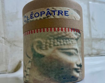 Cleopatra bath milk