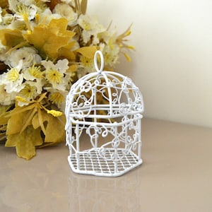 Wedding candle holder Birdcage wedding favor box Wedding favor idea White bird cage Birdcage wedding decoration Wire wedding favor box