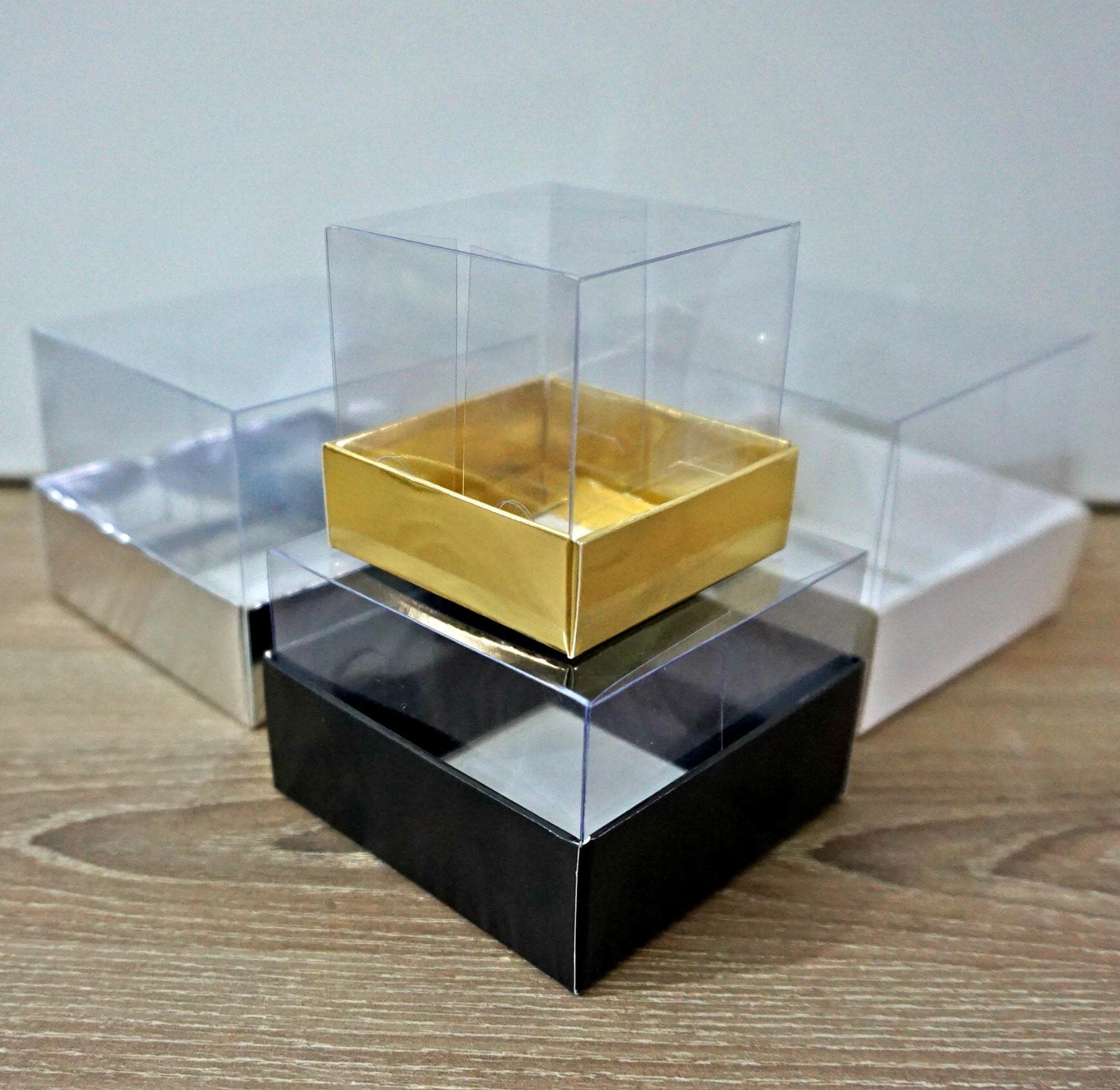 Boite Transparente Fond Or Contenant Cadeau Ou Bonbons