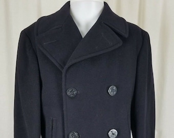 Vintage 60s Peacoat Mens size 34R Vietnam Era 8 Button Military Kersey Mans Wool Coat Navy Blue Naval Officer Heavyweight