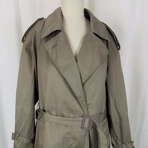 Vintage Saxton Hall Petites Double Breasted Belted Insulated Trench Coat Womens 14P Tan Spy Insulated Removable Liner