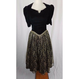 Vintage Jessica McClintock Bridal Velvet Keyhole Gold Lace Overlay Formal Dress Womens size 12 USA Prom Special Occasion Midi Maxi