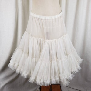Vintage Malco Modes Western Square Dance Petticoat Crinoline XL USA Full White Full Flounce Twirl Midi