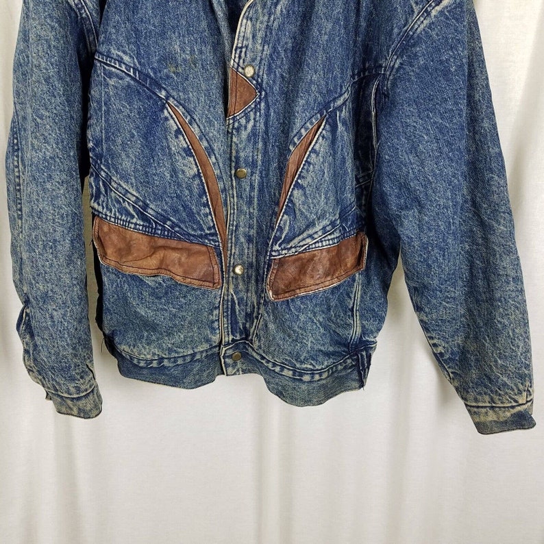 Vintage Urban Outfitters Denim Blue Jean Leather Bomber Jacket Mens size Large Quilted Liner 80s 90s Colorblock Two Tone Brown & Blue image 3