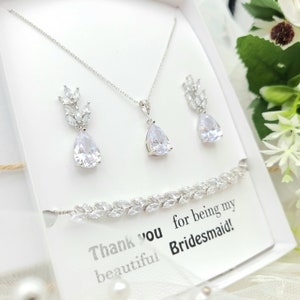 AAA+ Silver Leaf Necklace and Earring ,Bracelet Set. Silver Cubic Zirconia Leaf Necklace and Earring , Bracelet Set. Bridesmaid jewelry Set.
